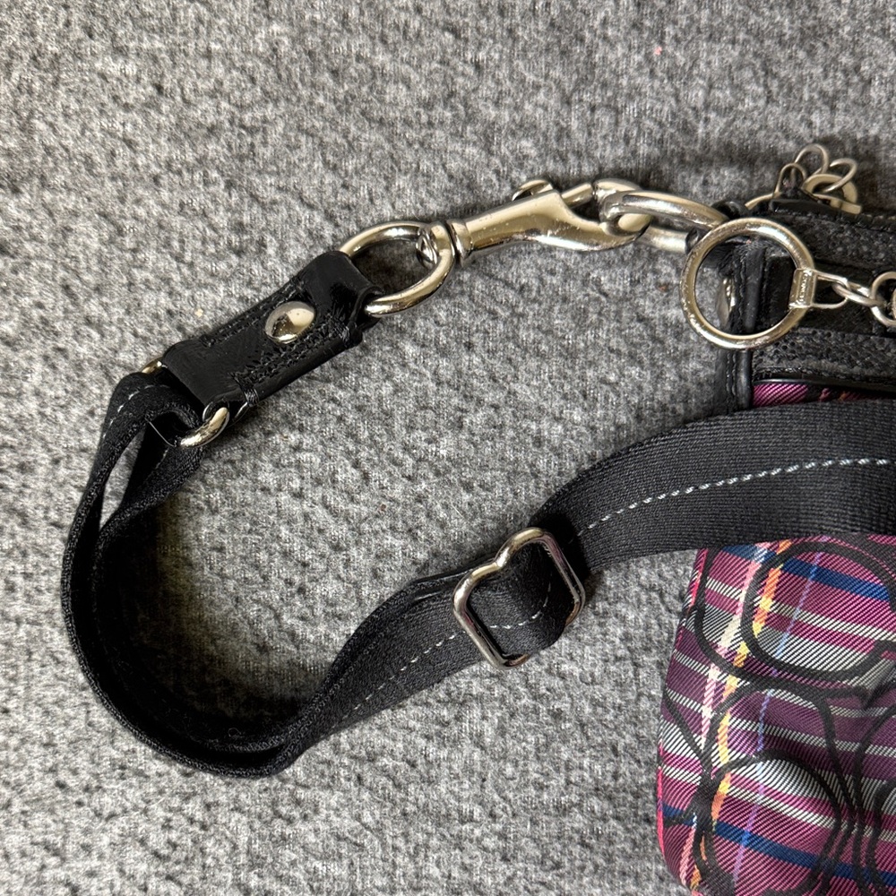 Coach Poppy Plaid Signature Crossbody Bag Black Pink Silver‎ Hardware - Picture 12 of 12